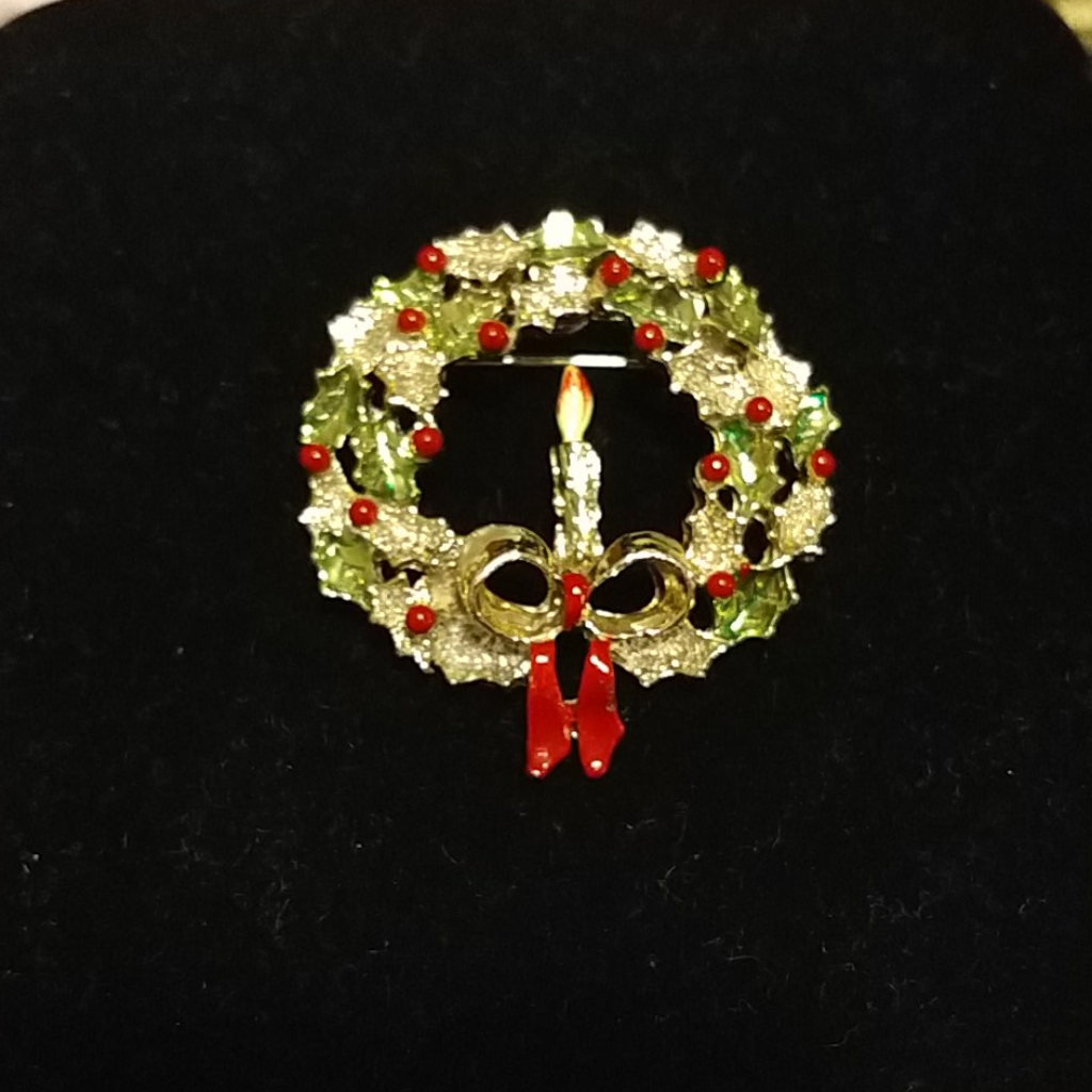 1950s Vintage Brooch Gerrys 10$